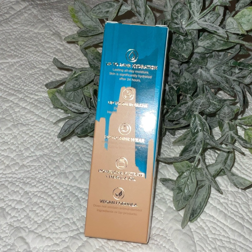 Urban Decay Stay Naked Maniac Tinted Glow Hydrator # 40 - Picture 5 of 7